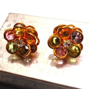 Genuine Austrian crystal in gold setting.​​​​